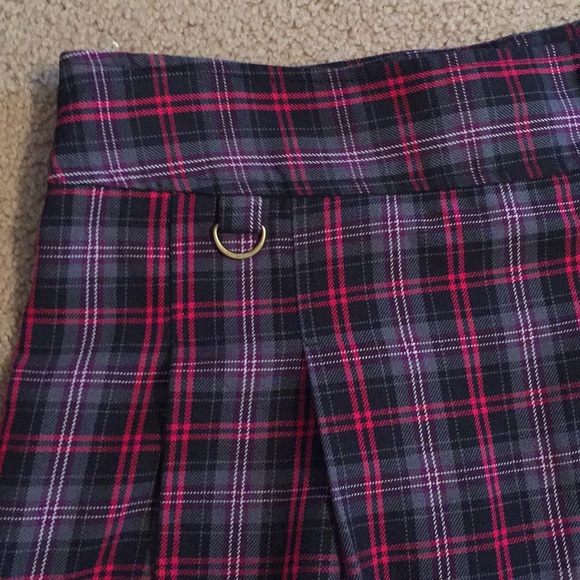 SOLD‼️ Plaid pleated skirt sz 4 - Picture 3 of 7